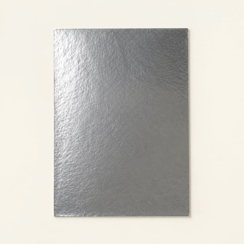 Musterkarten aus reflektierendem silbernem Folienpapier